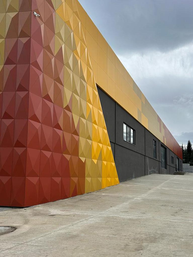 mikodam_compact_panels_-_gradient_facade_